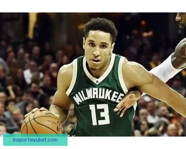 布罗格登退役后回归弗吉尼亚大学担任篮球战略顾问