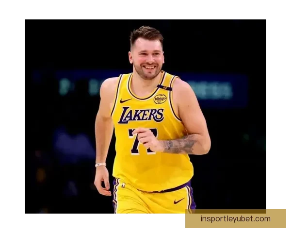 东契奇生涯单节得分20+32次追平哈登仅次库里科比历史第三